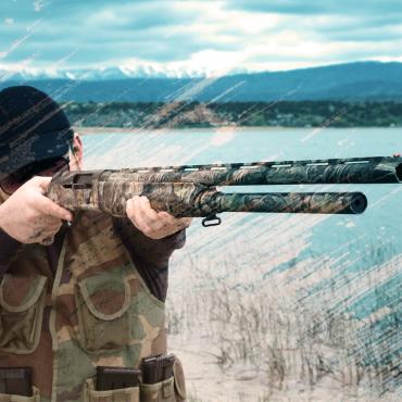 SEMI AUTOMATIC SHOTGUN